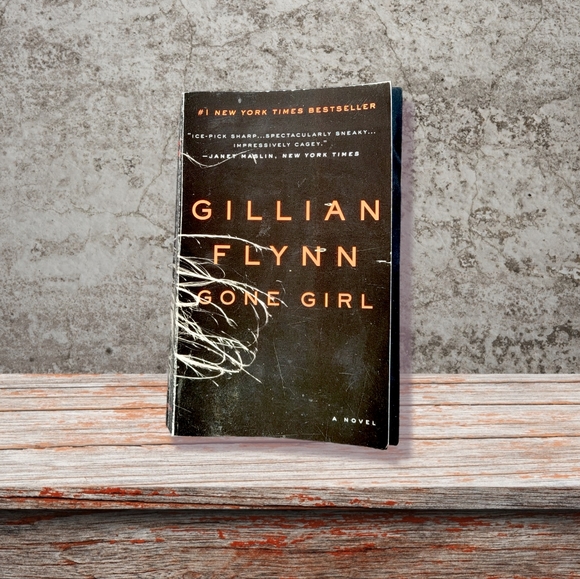 Gillian Flynn Other - Gillian Flynn Gone Girl Mystery Thriller Paperback Book